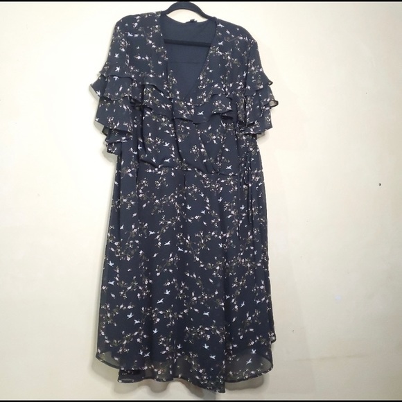 Torrid Black Floral Print Chiffon Ruffled Wrap Dress 4 - Picture 2 of 8